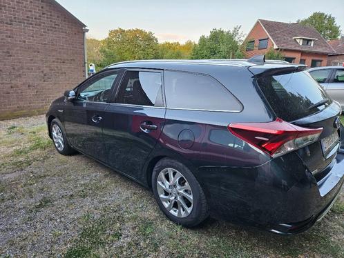 Toyota Auris 1.8 hybride 2017, Auto's, Toyota, Particulier, Auris, ABS, Adaptive Cruise Control, Airbags, Airconditioning, Bluetooth