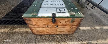 Ancien coffre en bois de transport, Antiquités & Art, Enlèvement