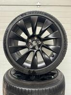 20’’ TESLA MODEL Y INDUCTION VELGEN ZOMERBANDEN ORIG TURBINE, Auto-onderdelen, Gebruikt, 255 mm, Banden en Velgen, Ophalen of Verzenden