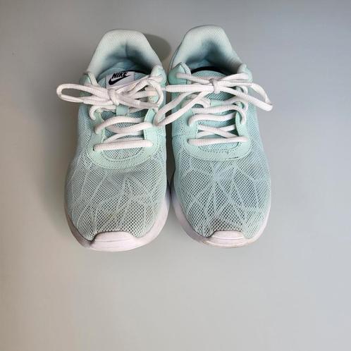 Nike maat 39., Sport en Fitness, Loopsport en Atletiek, Zo goed als nieuw, Nike, Ophalen of Verzenden