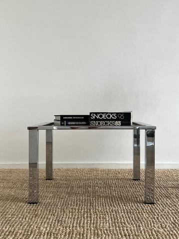 Vintage chroom bijzettafel / salontafel rookglas jaren 80 beschikbaar voor biedingen