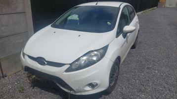 Ford Fiesta 1.6TDCI - schadewagen