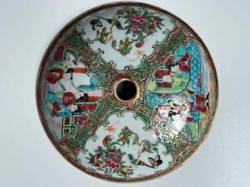 XIXe E. Antiek Chinese porselein Guangxu handpainted Kanton beschikbaar voor biedingen