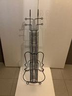 Cd rek gitaarmodel, Ophalen, Gebruikt, Metaal, 25 tot 75 discs