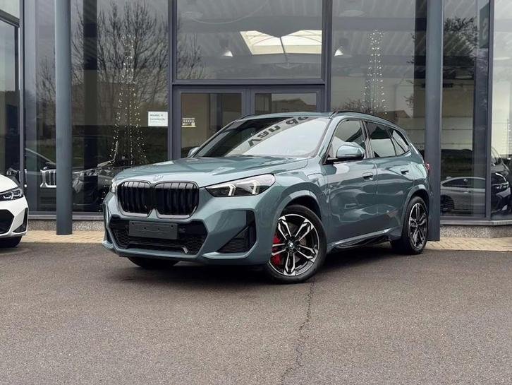 BMW X1 xDrive25e M Sport Pro/ PANO / H-K / TRKHK / MEMORY, Auto's, BMW, Bedrijf, Te koop, X1, ABS, Achteruitrijcamera, Airbags