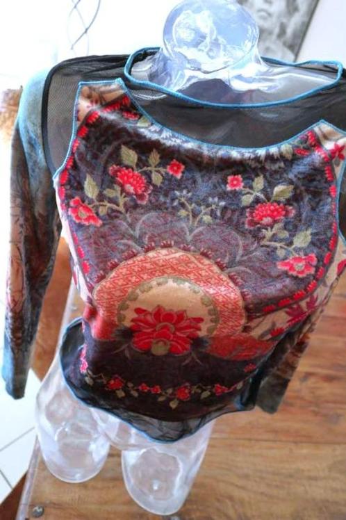 chic bijzonder T-shirt blouse, Kleding | Dames, Blouses en Tunieken, Zo goed als nieuw, Maat 38/40 (M), Overige kleuren, Ophalen of Verzenden