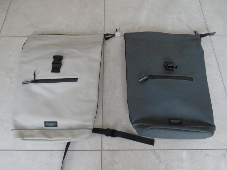 2 Beagles Originals Rolltop Rugtassen, Handtassen en Accessoires, Tassen | Rugtassen, Nieuw, Waterdicht, Ophalen of Verzenden