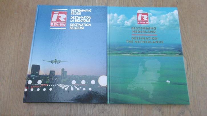 2 boeken: International Review : Belgiê,Nederland, Boeken, Geschiedenis | Wereld, Zo goed als nieuw, Ophalen of Verzenden