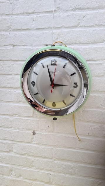 Horloge murale Vintage Diamond, années 60, 220V, vert menthe