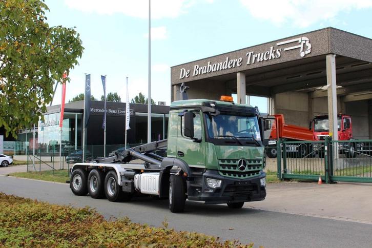 Mercedes Arocs 3243 8x4 - EURO 6 - 2017 - 283.500 km, Auto's, Vrachtwagens, Bedrijf, Te koop, Radio, Mercedes-Benz, Diesel, Euro 6