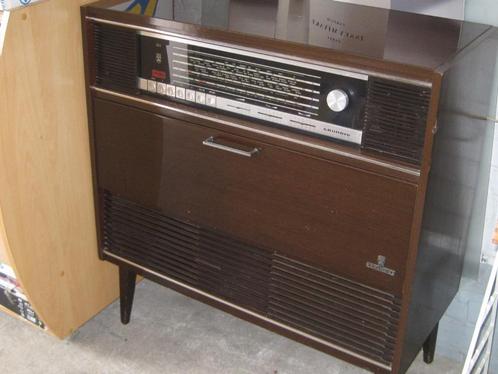 Oude GRUNDIG draaitafelradio, Muziek en Instrumenten, Overige Muziek en Instrumenten, Gebruikt, Ophalen