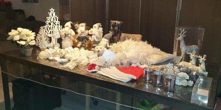 Pakket witte, grijze en zwarte Kerstversiering, Diversen, Kerst, Zo goed als nieuw, Ophalen