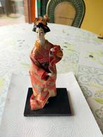 Vintage Japanse Geisha pop op houten plaat., Ophalen, Zo goed als nieuw