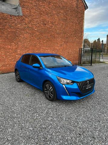 Peugeot 208 1.2i| CARPLAY, DIG. DASH, NAVI,.. beschikbaar voor biedingen