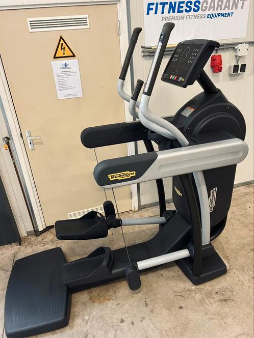 Technogym Vario Excite+ 1000 LED Crosstrainer /Stepper Black, Sport en Fitness, Fitnessmaterialen, Ophalen of Verzenden