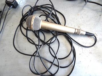 MICRO CHANT PEARL DM-250 VINTAGE TBE 25 EUROS !!, Musique & Instruments, Microphones, Enlèvement ou Envoi, Utilisé, Micro chant