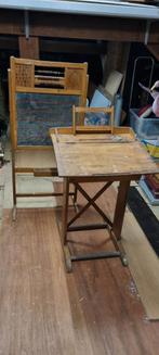 Oude lessenaar en reken krijtbord., Ophalen