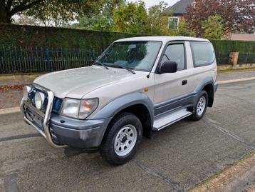 TOYOTA LANDCRUISER 2.4 TD 92KW 4WD BJ 2000 FRET LÉGER