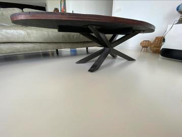 Salontafel beschikbaar voor biedingen