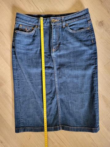 Tommy Hilfiger jeansrok 36-38. beschikbaar voor biedingen