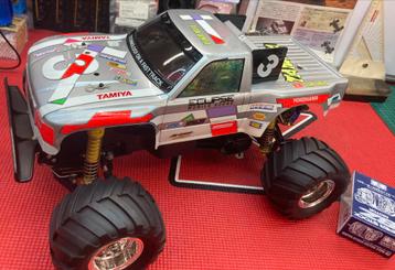 Tamiya Hilux/king cab beschikbaar voor biedingen