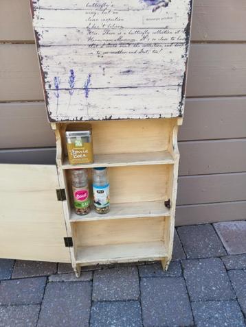 kruidenkastje landelijk beschikbaar voor biedingen