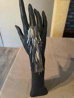 Bijou de main - cote de maille Magma, Handtassen en Accessoires, Armbanden, Ophalen, Nieuw, Overige kleuren, Staal