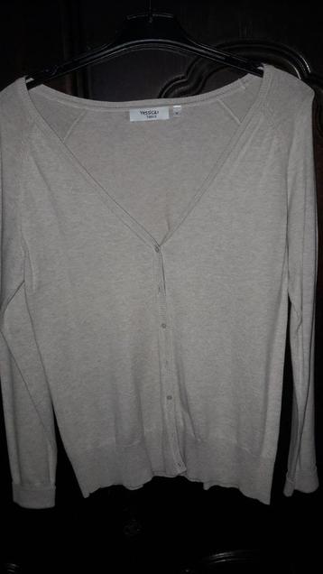 Vestje / gilet / cardigan beige maat M beschikbaar voor biedingen
