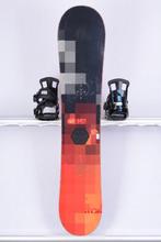 140 cm kinder snowboard BURTON CUSTOM SMALLS V-ROCKER, Gebruikt, Board, Verzenden