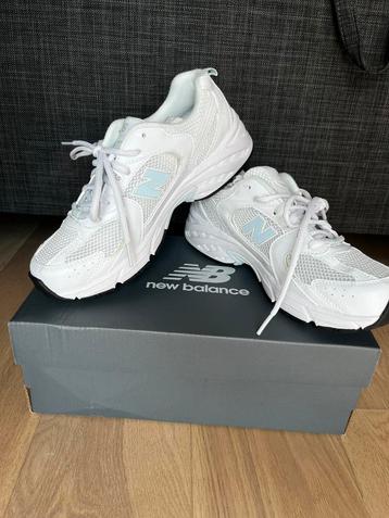New Balance 530 wit maat 40 beschikbaar voor biedingen