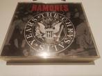 Zeer mooie 3 cdbox Ramones – The Chrysalis Years, Cd's en Dvd's, Ophalen of Verzenden, Gebruikt, Alternative