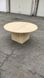 Table en travertin, Enlèvement, Utilisé