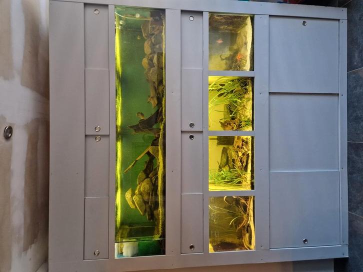 2 aquariums, Dieren en Toebehoren, Vissen | Aquaria en Toebehoren, Zo goed als nieuw, Ophalen