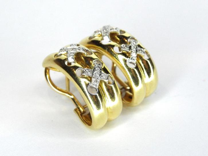 18KT gouden oorstekers met diamanten, Handtassen en Accessoires, Oorbellen, Zo goed als nieuw, Knopjes of Stekers, Goud, Goud