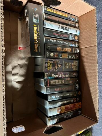 Video csssettes. beschikbaar voor biedingen