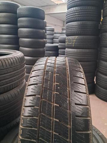 21565r15c 215 65 r15c 215 /65/r15c GOODYEAR avec montage  beschikbaar voor biedingen