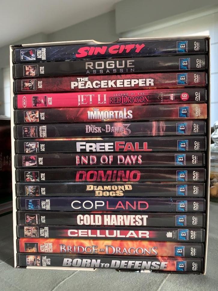 DVD set 15 films Action stars., Cd's en Dvd's, Dvd's | Actie, Zo goed als nieuw, Actie, Boxset, Vanaf 16 jaar, Ophalen