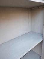 2x Massief houten buffetkast/vitrinekast GRATIS LEVERING, Huis en Inrichting, Ophalen of Verzenden, Zo goed als nieuw