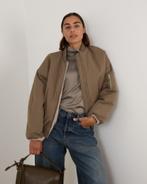 Luxe dameskleding te koop, Maat 38/40 (M), Beige, Ophalen of Verzenden, Zo goed als nieuw