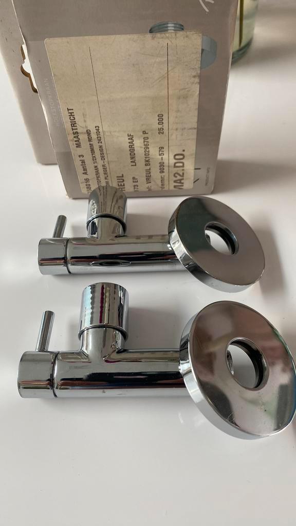 Diverse badkamer spullen ongebruikt/ nieuw., Doe-het-zelf en Bouw, Sanitair, Zo goed als nieuw, Wastafel, Chroom, Ophalen