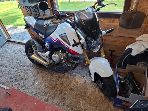 Honda MSX 125 Rothmans NIEUWE MOTOR, Motoren, Motoren | Honda, Particulier, Ophalen
