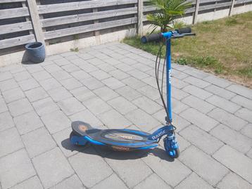 Elektrische step beschikbaar voor biedingen