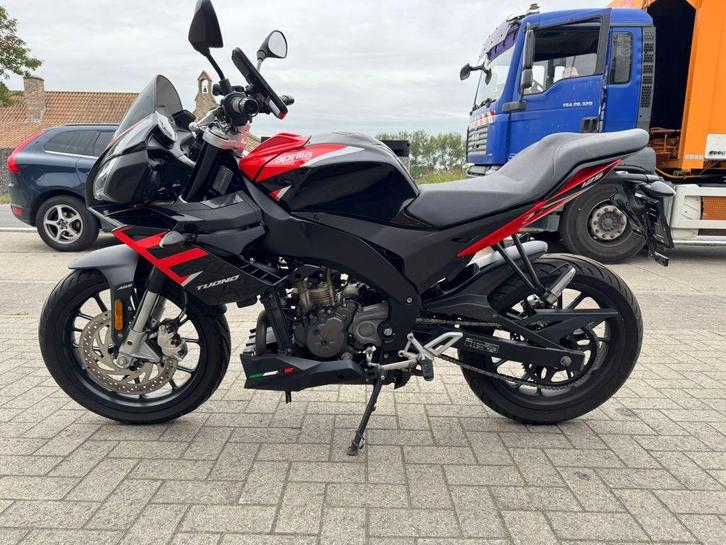 Aprilia	Tuono 125, Motoren, Motoren | Aprilia, Bedrijf, 11 kW of minder, Ophalen of Verzenden