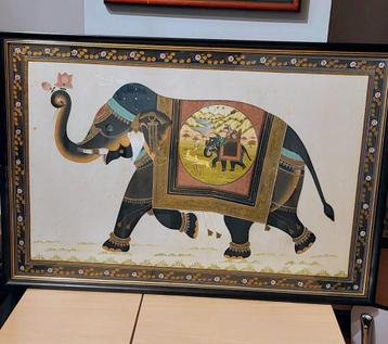 Prachtige kader met olifant uit India beschikbaar voor biedingen
