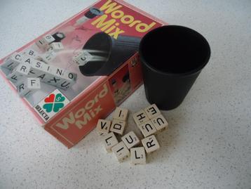 "Woord Mix" van Selecta in Goede Staat  !!, Hobby & Loisirs créatifs, Trois ou quatre joueurs, Enlèvement ou Envoi, Utilisé, Selecta