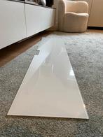 Plateau IKEA BESTA — verre blanc opaque (180x40 cm), 25 à 50 cm, Moins de 100 cm, 150 à 200 cm, Comme neuf