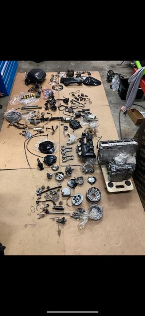 Pieces suzuki gsxr 1000 k5 k6 , 2005 , 2006, Motos, Pièces | Suzuki, Enlèvement