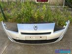 RENAULT GRAND SCENIC 3 Zilver voorbumper bumper 2009-2016, Auto-onderdelen, Gebruikt, Voor, Renault, Bumper