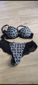 Lise charmel set EUR 70C, Kleding | Dames, Lingerie, Ophalen, Zwart, BH