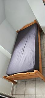 Enkel bed met lattenbodem en matras, Huis en Inrichting, Slaapkamer | Matrassen en Bedbodems, Ophalen, Gebruikt, Eenpersoons, Matras